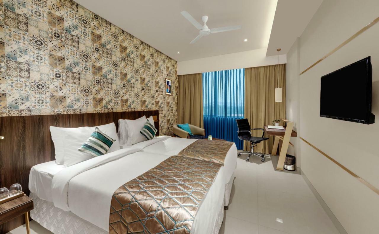 The Fern Residency Karad Hotell Eksteriør bilde
